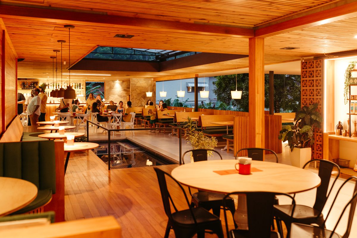 Stockfoto van een restaurant, niet van Omi