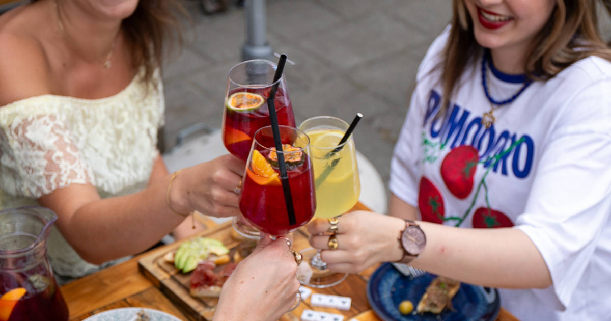 Bar Ayla, Kruisplein (Centrum)