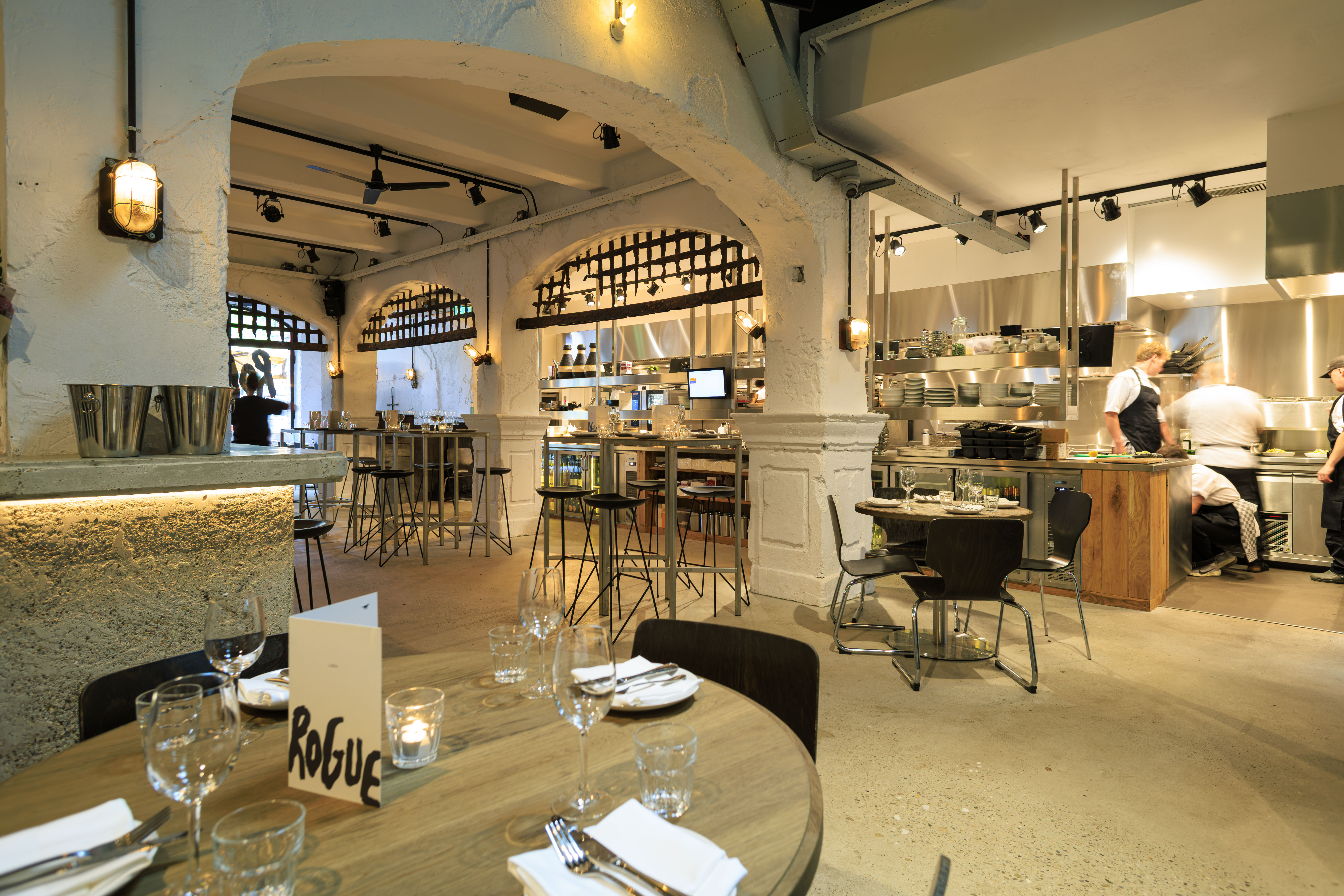 Rogue, Buitenhof 19 (Centrum)